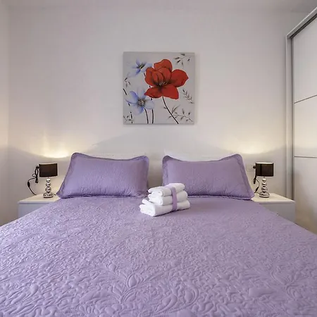 Jurica Apartment Komiza